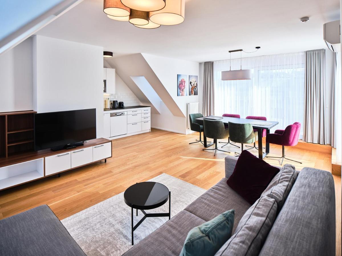 Myfavorit Apartments - Spacious Apartments Next To Puplic Transport U1 Direct Connection To Citycenter Viena Exterior foto