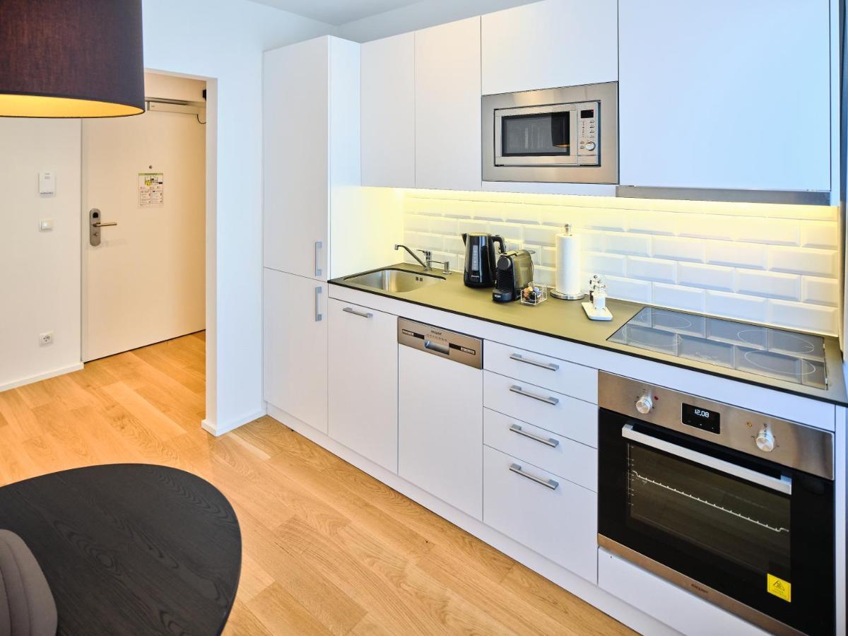 Myfavorit Apartments - Spacious Apartments Next To Puplic Transport U1 Direct Connection To Citycenter Viena Exterior foto