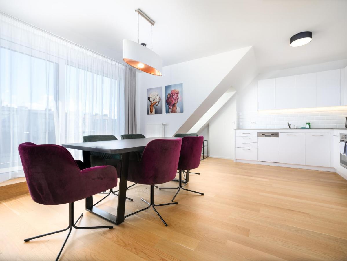 Myfavorit Apartments - Spacious Apartments Next To Puplic Transport U1 Direct Connection To Citycenter Viena Exterior foto