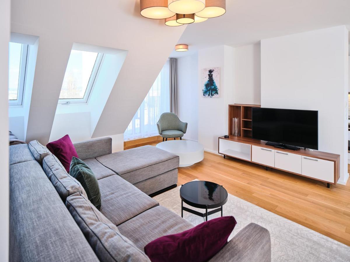 Myfavorit Apartments - Spacious Apartments Next To Puplic Transport U1 Direct Connection To Citycenter Viena Exterior foto