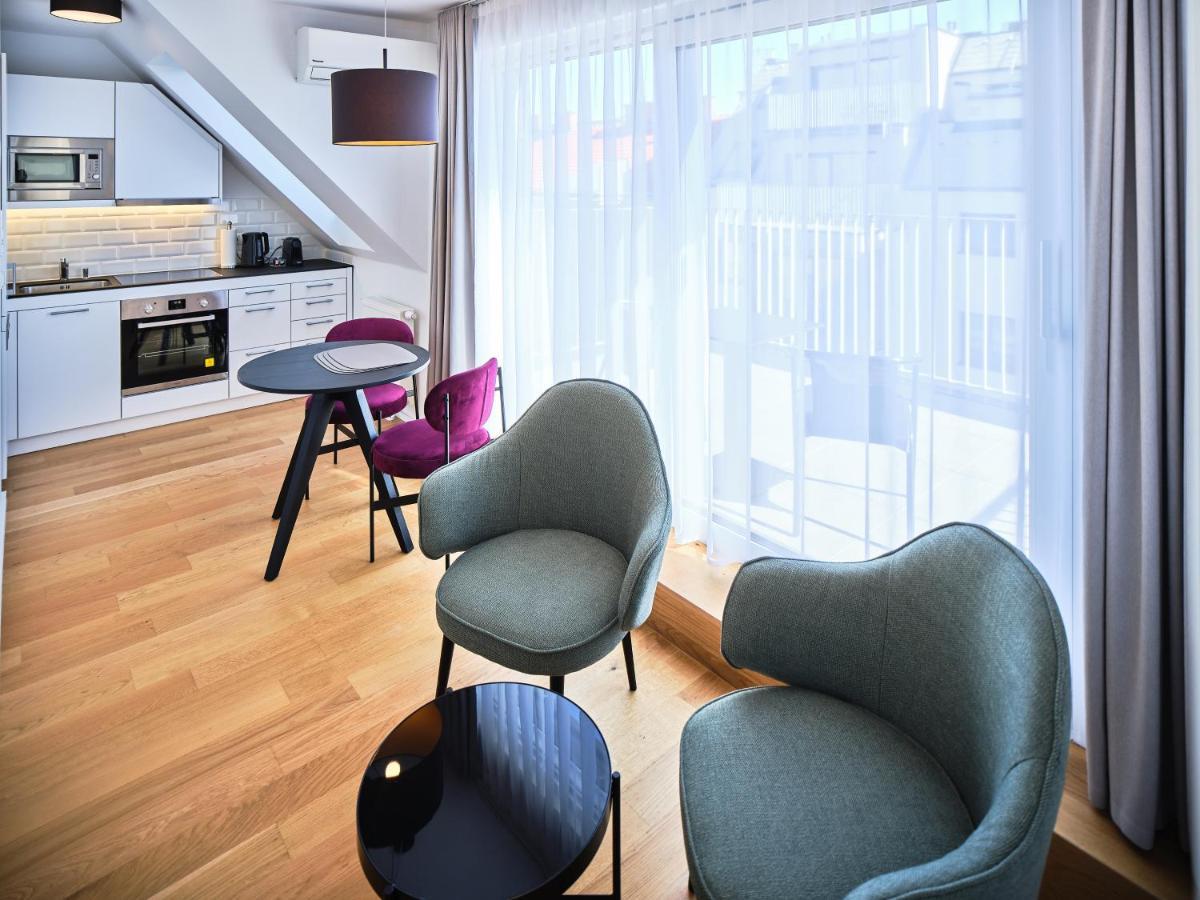 Myfavorit Apartments - Spacious Apartments Next To Puplic Transport U1 Direct Connection To Citycenter Viena Exterior foto