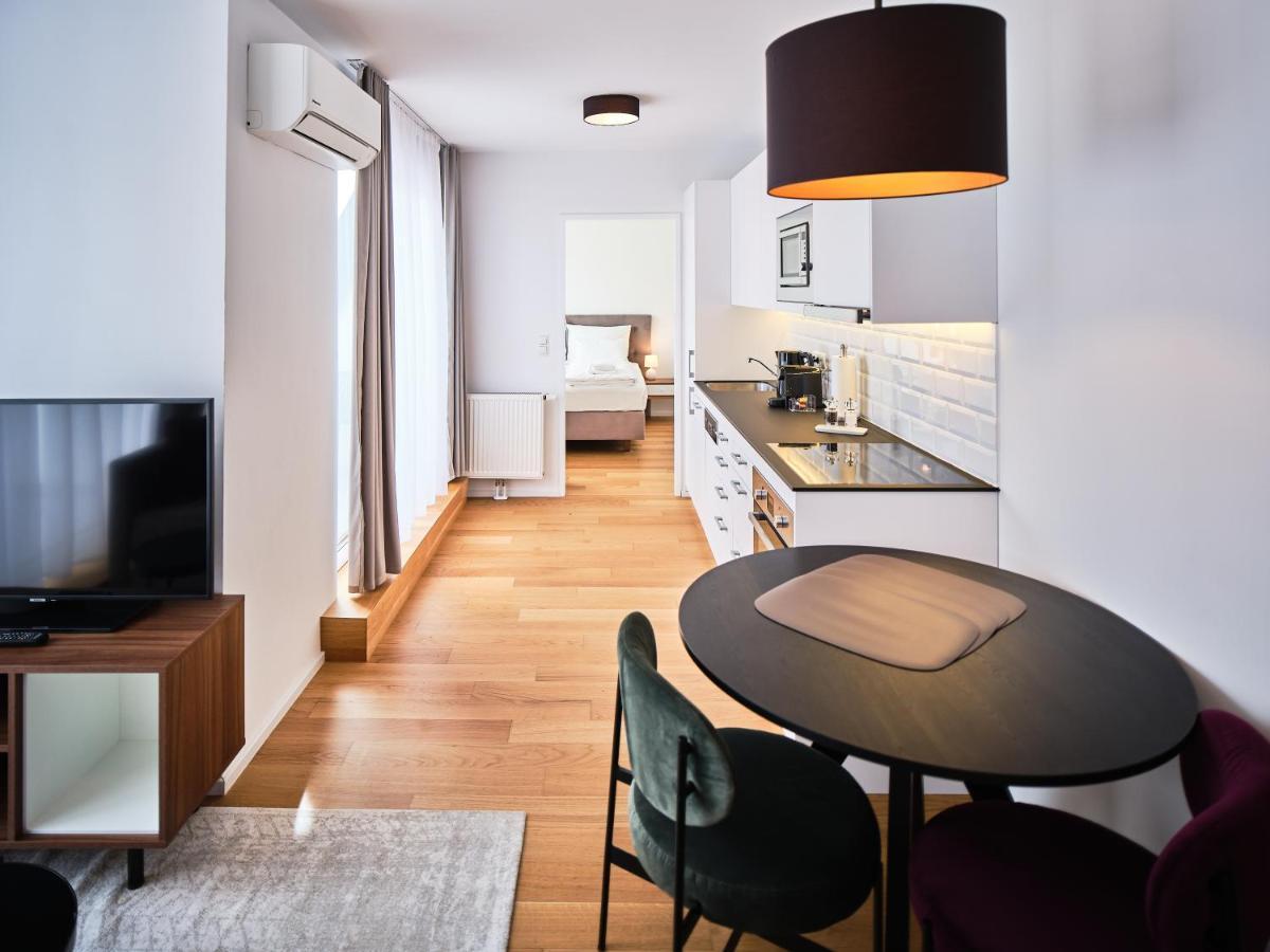 Myfavorit Apartments - Spacious Apartments Next To Puplic Transport U1 Direct Connection To Citycenter Viena Exterior foto