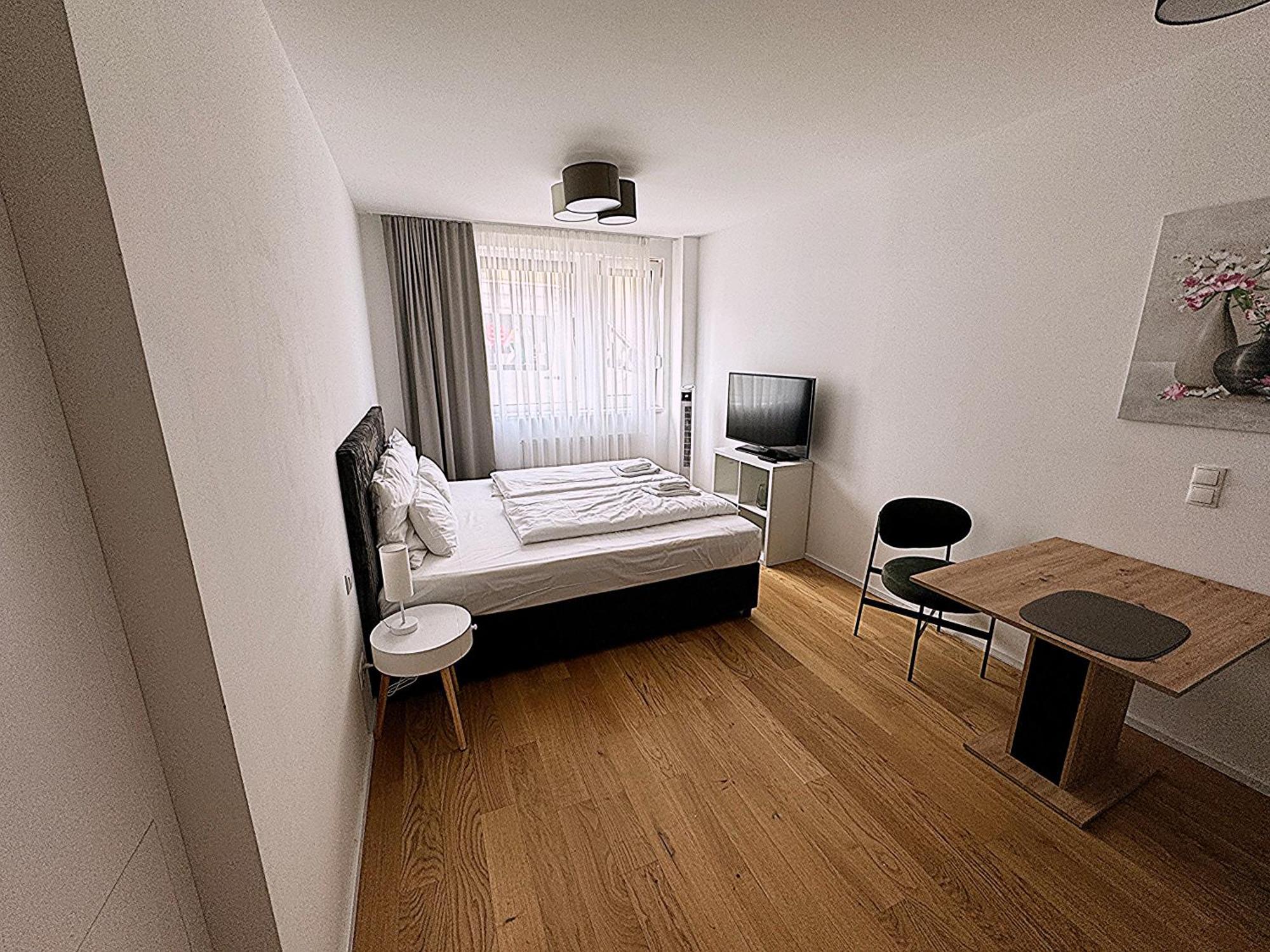 Myfavorit Apartments - Spacious Apartments Next To Puplic Transport U1 Direct Connection To Citycenter Viena Exterior foto